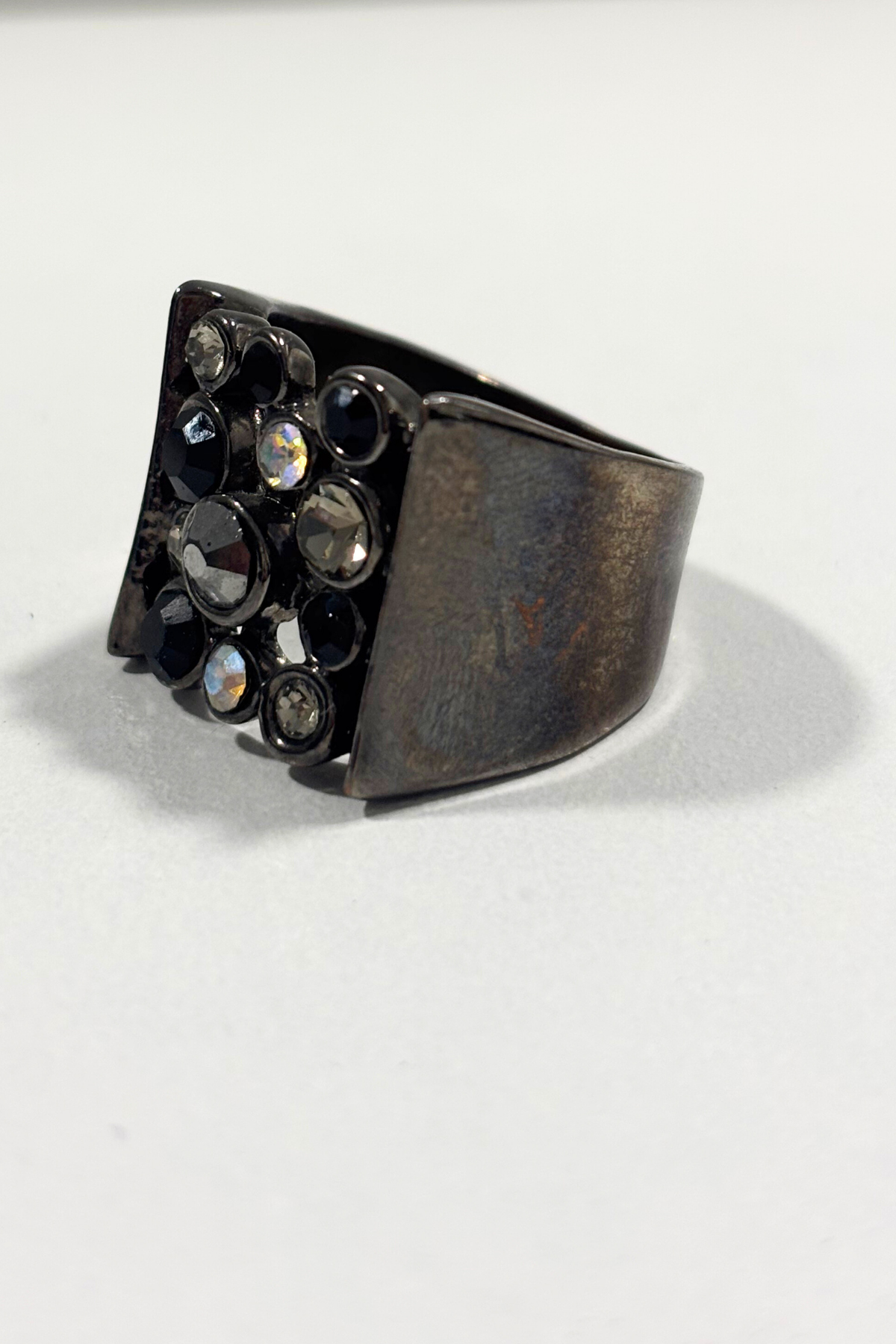 Sparkly art deco ring