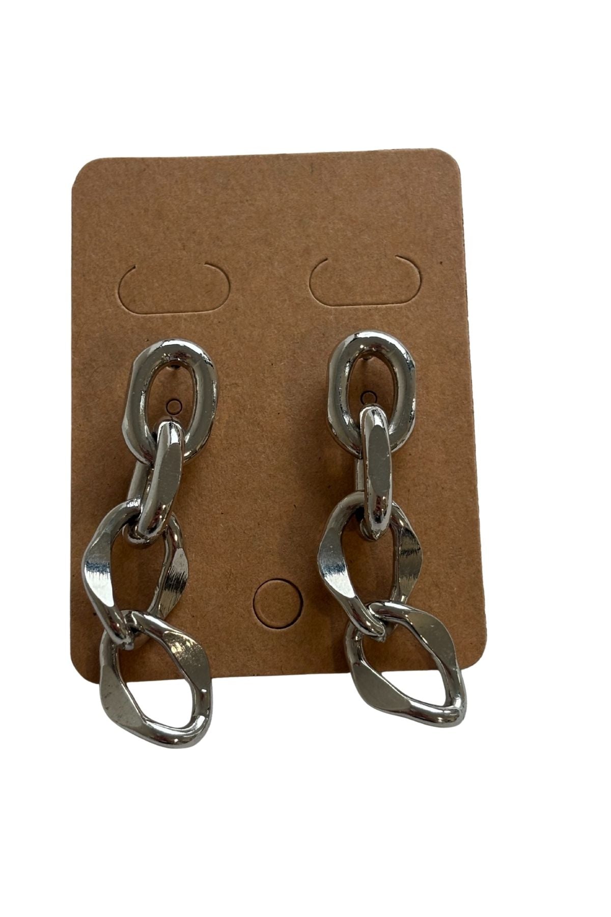 Chain-link drop studs