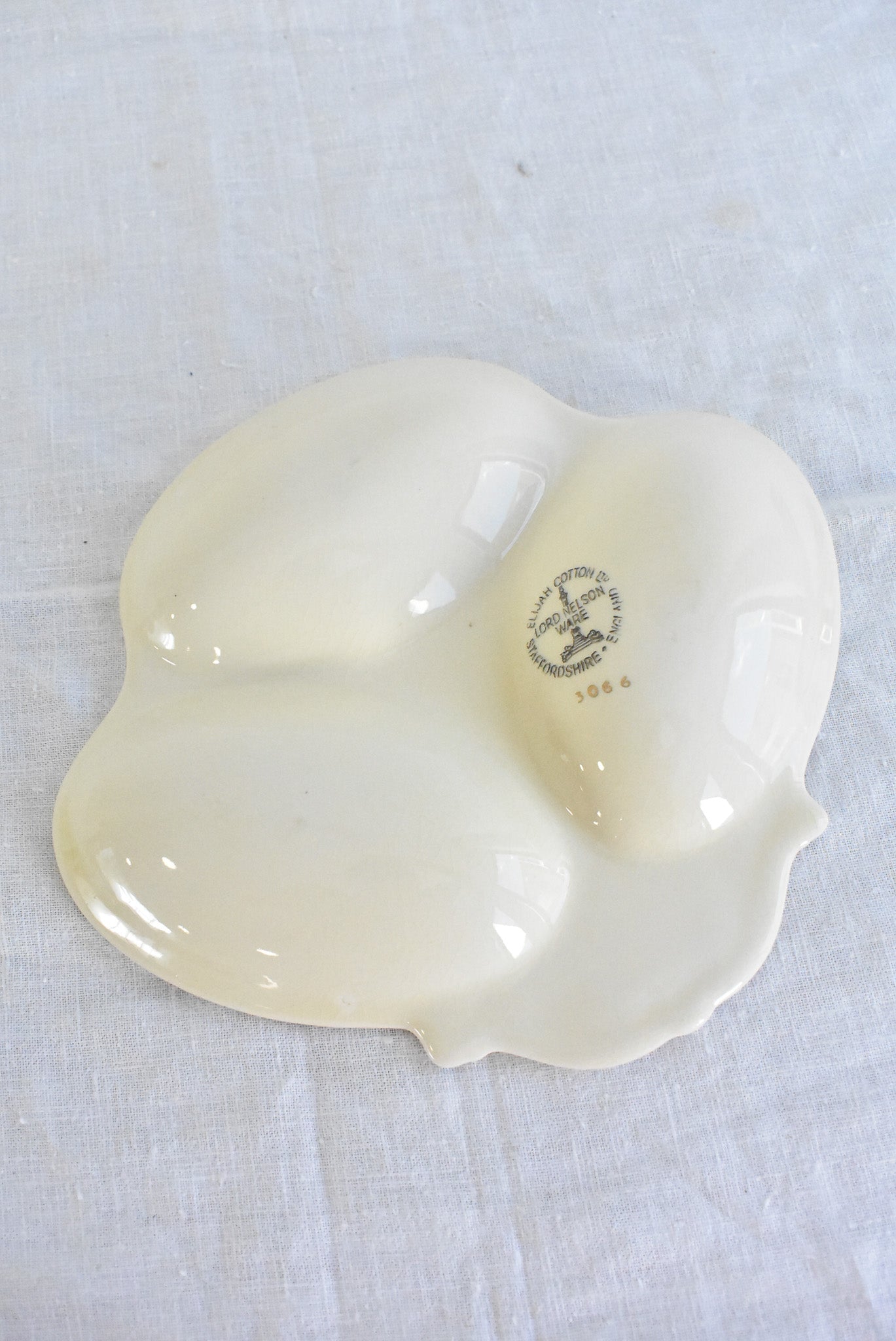 Elijah Cotton LTD Lord Nelson Ware Regal trinket dish