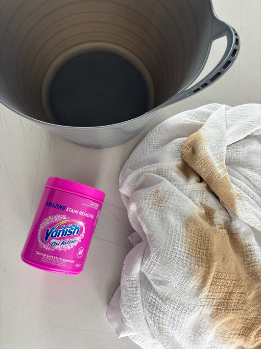 How to Remove Stubborn Stains Using the Soak Method