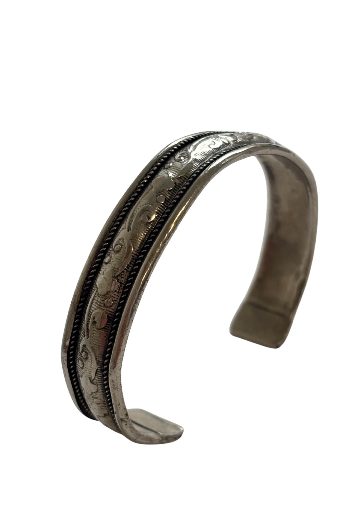 Regal inspired arm band