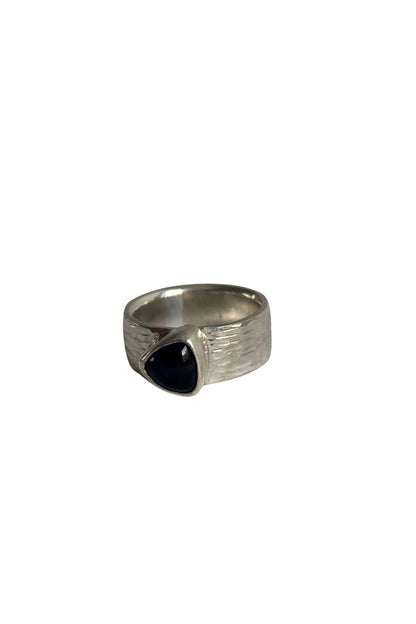 Bob Wyber 925 Silver Iolite ring *O1/2
