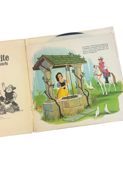 Vintage Walt Disney's Snow White & The Seven Dwarfs storybook vinyl 3906