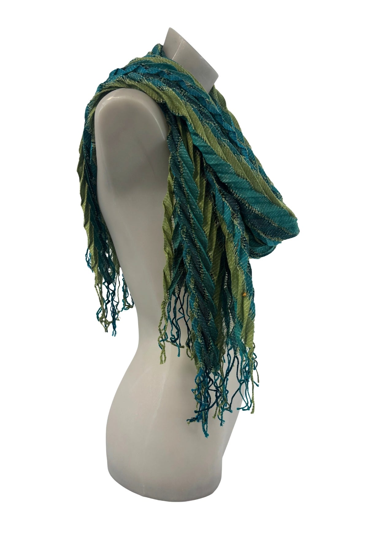 Vintage Giorgio Passigatti Italian made sparkly green scarf