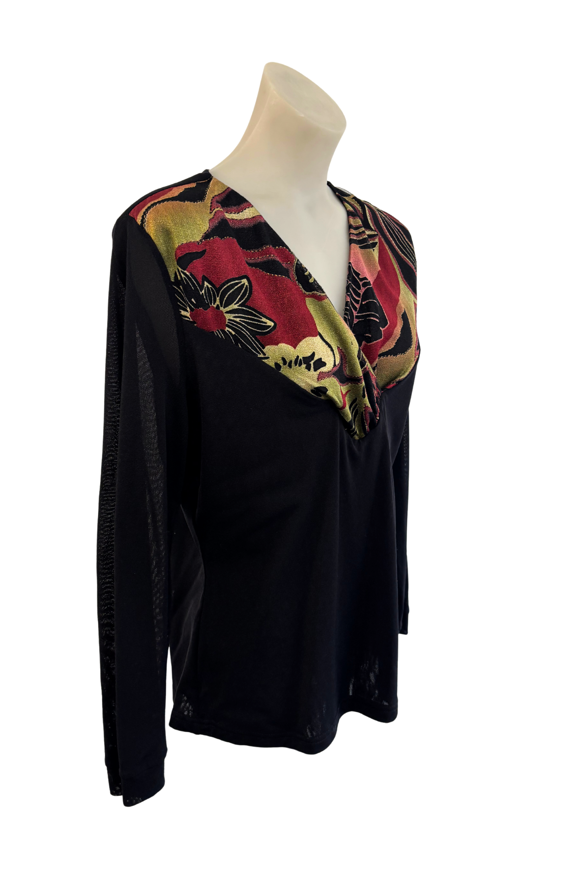 Merric V-neck flattering mesh blouse, 18