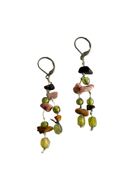 Semi-precious stones dangly earrings