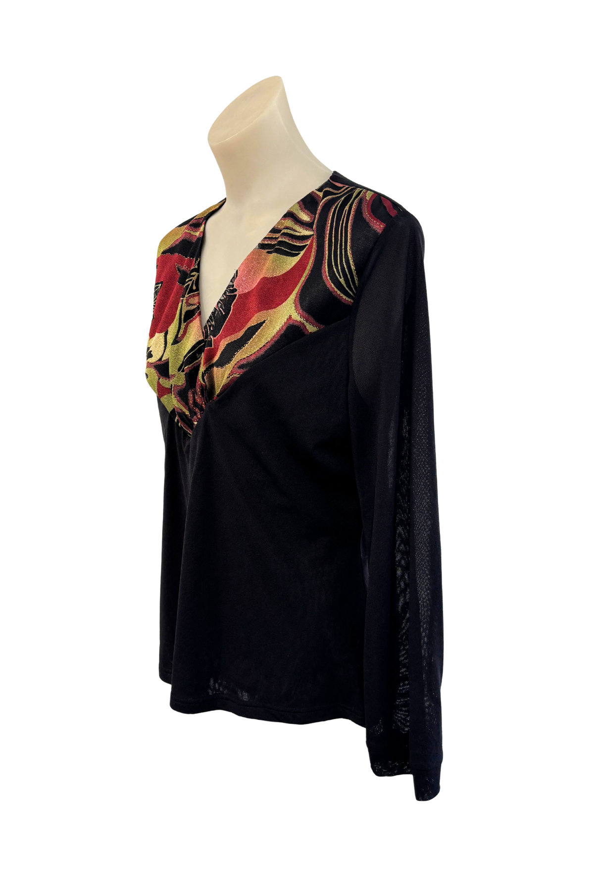 Merric V-neck flattering mesh blouse, 18