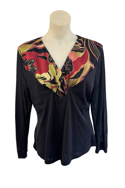 Merric V-neck flattering mesh blouse, 18