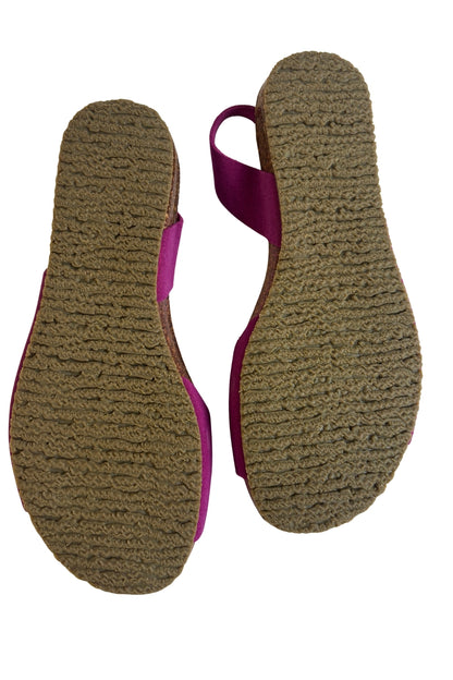 Celtic + Co fuchsia suede sandals, 37