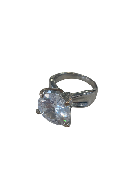 Blingy cubic zirconium ring