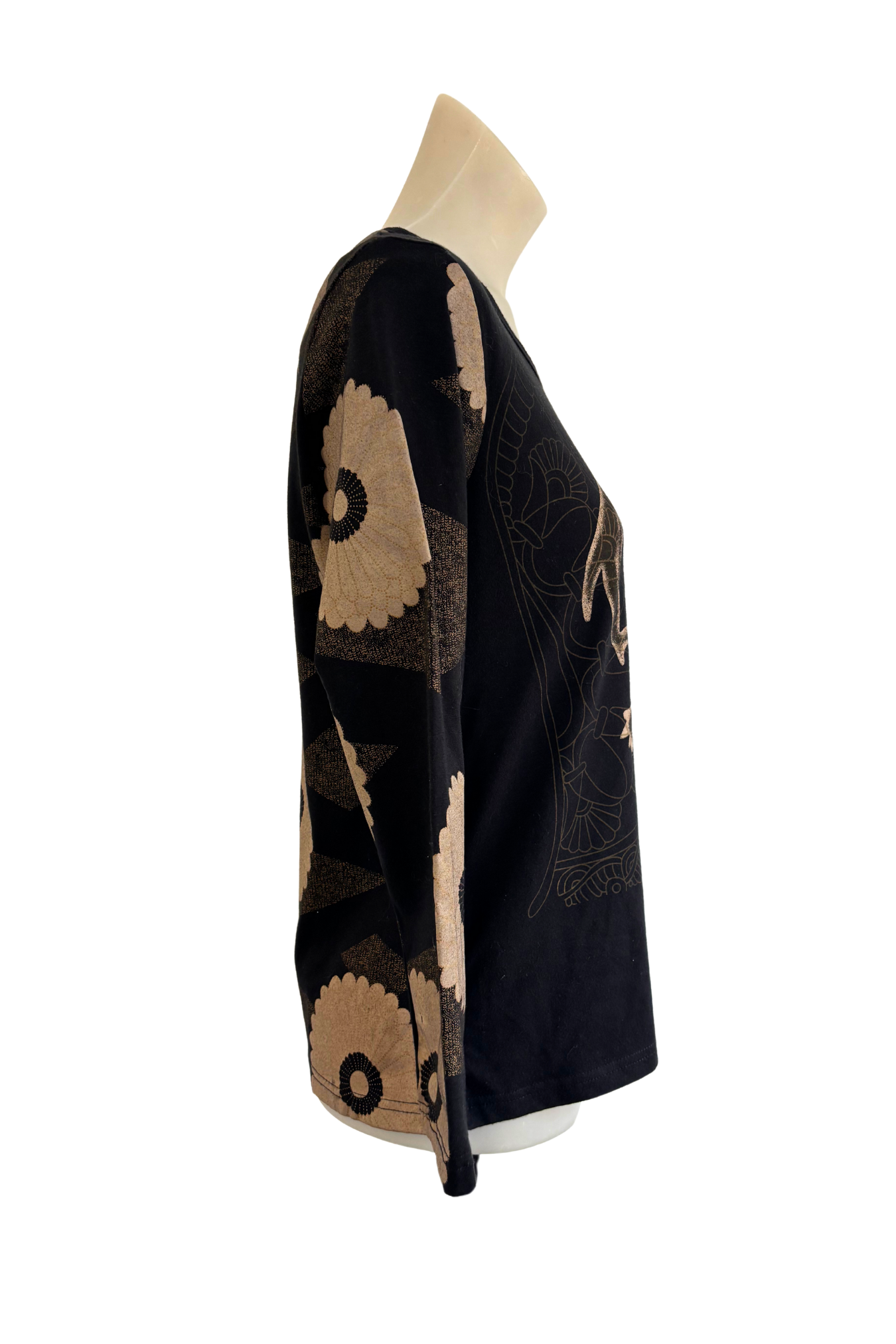 Black Plum screen printed blouse, M