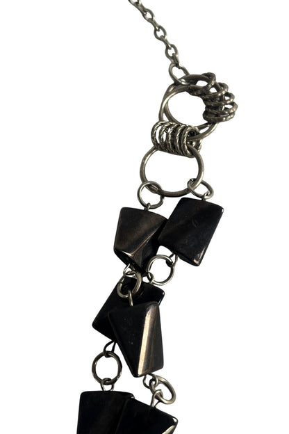 Black twisted squares necklace
