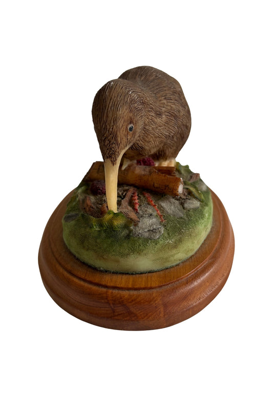 Southern Scenes NZ made kiwi figurine