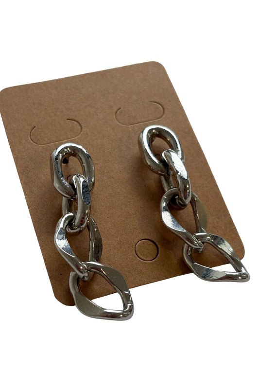 Chain-link drop studs