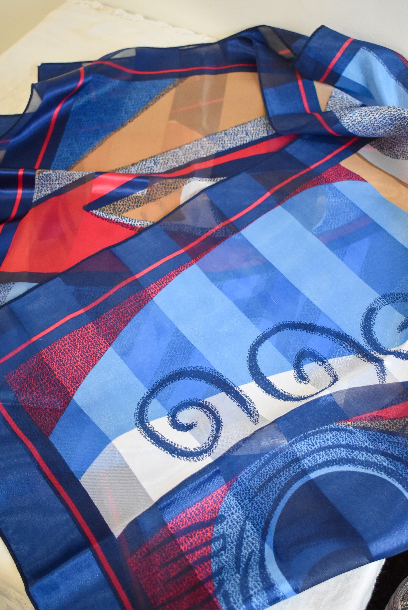 Funky red + blue art deco tie