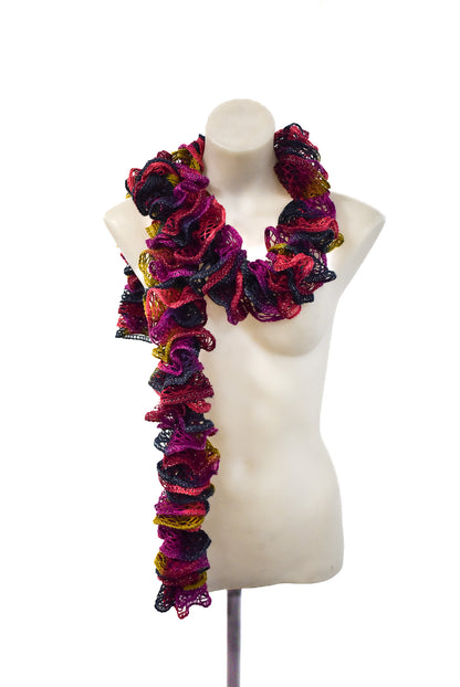 Groovy circular crochet scarf